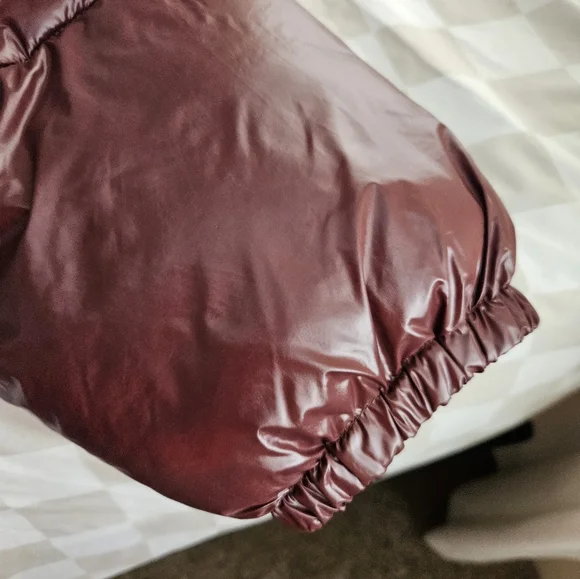 Abercrombie&Fitch Maroon wind resistance NWOT - Picture 7 of 11